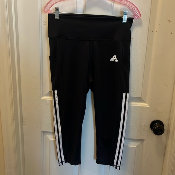 Adidas Primegreen Aeroready Capri Pants - Black/White - Medium - GUC - Picture 1 of 9